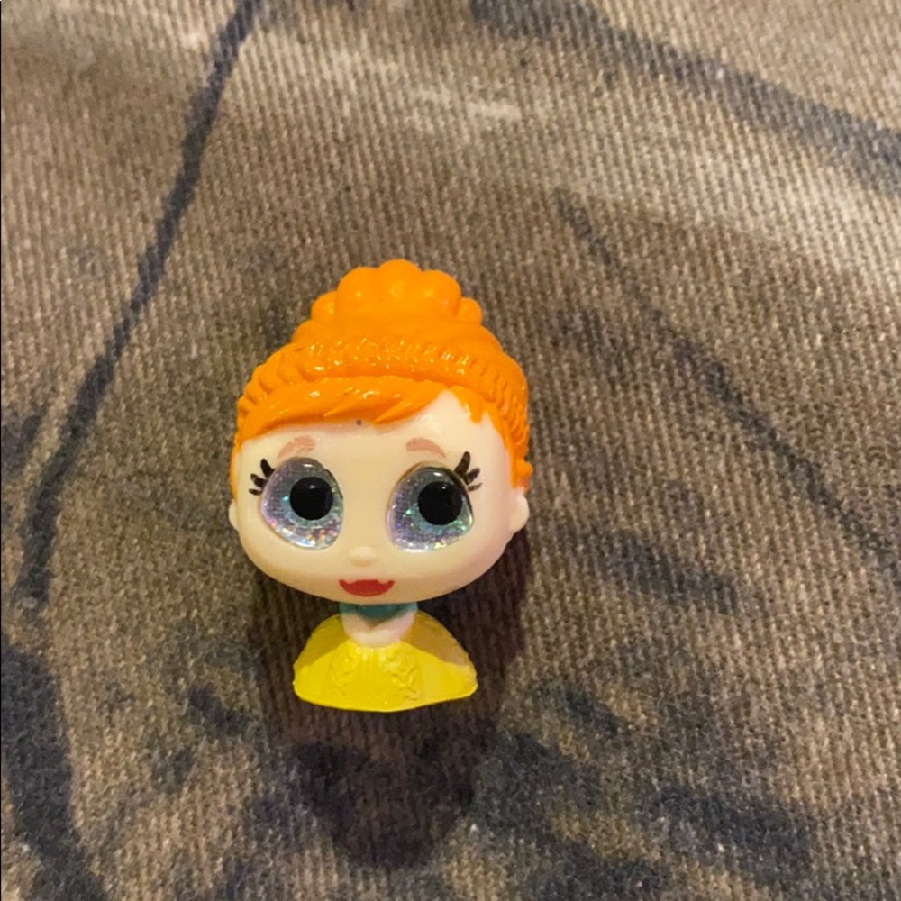 Disney doorables Anna frozen